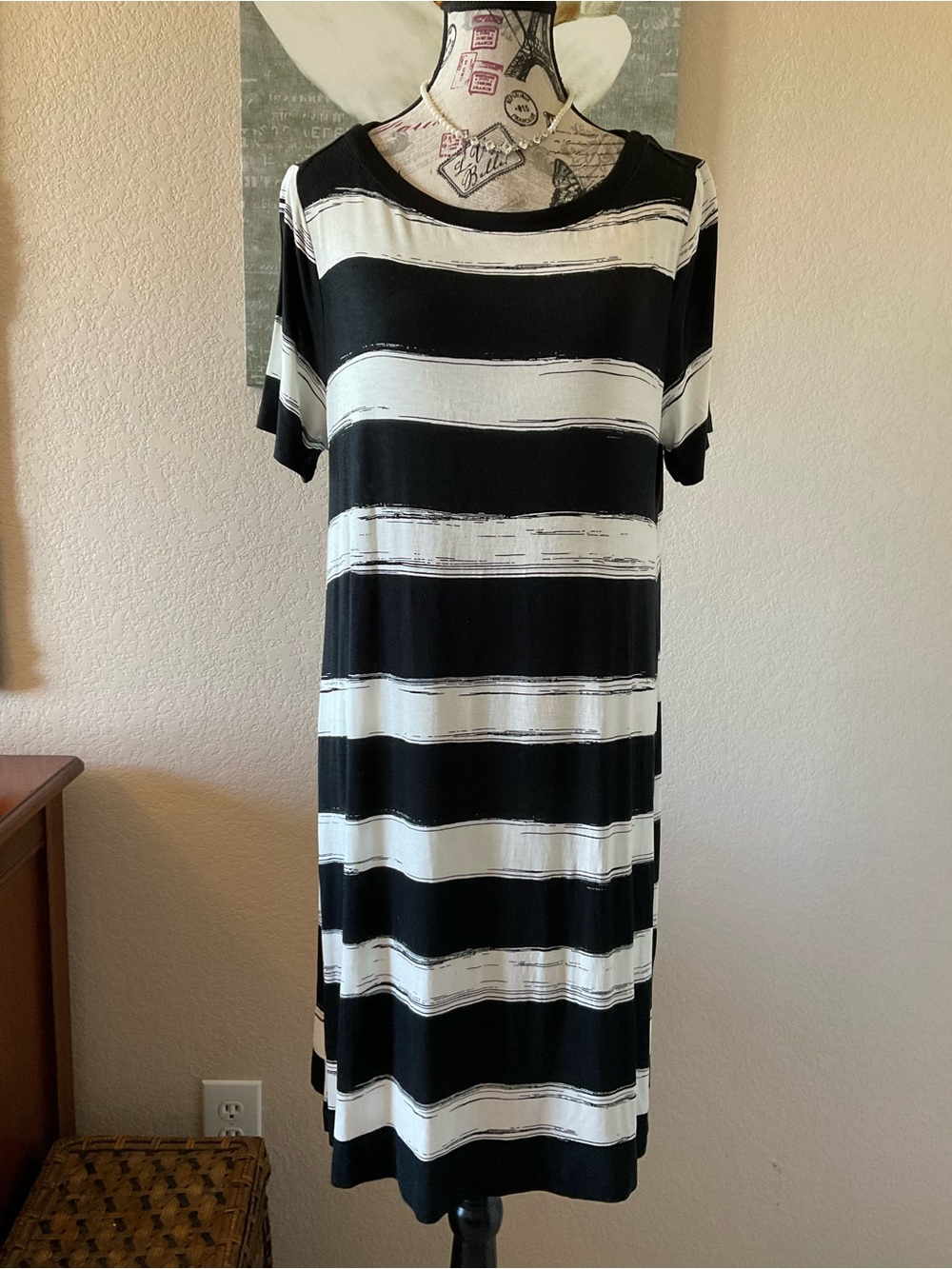 LOFT Black & White Striped Midi Dress Sz L